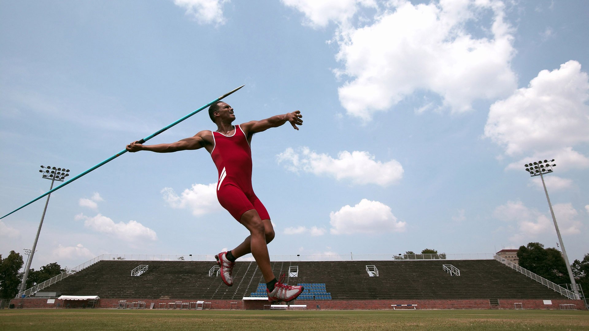 TheShy爆冷击败皇家马德里，绝杀引爆全场！